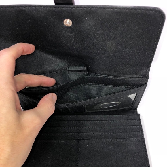 Nine West bifold wallet Color Black - Picture 7 of 9